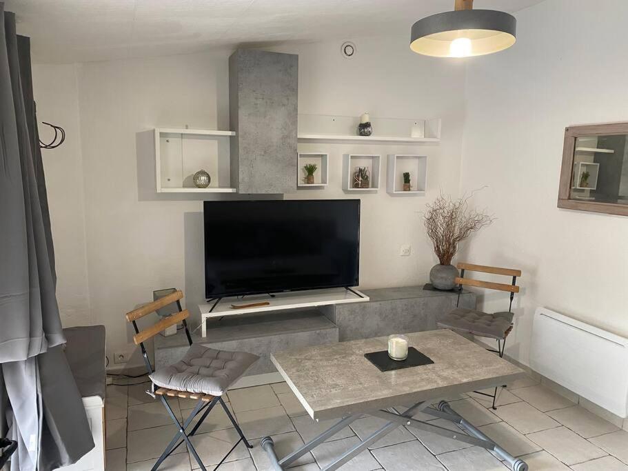 Charmante Maison Avec Piscine غوردون المظهر الخارجي الصورة