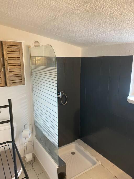 Charmante Maison Avec Piscine غوردون المظهر الخارجي الصورة